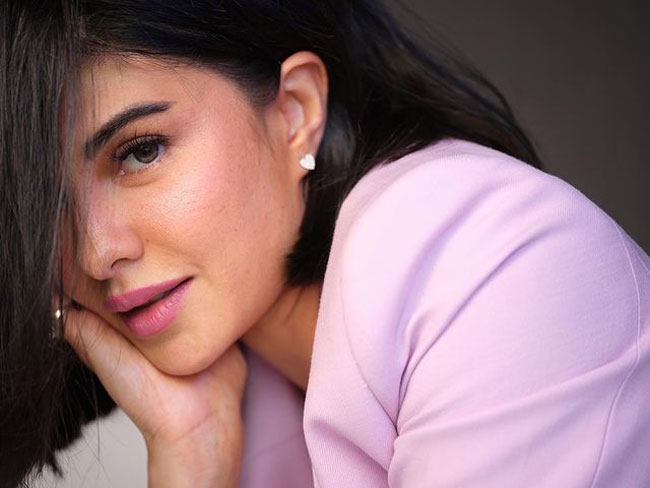 Staggering Photoshoot Of Jacqueliene Fernandez